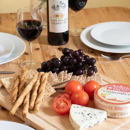 5 West Terrace 度假居 *